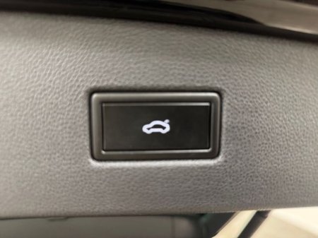 2020 Volkswagen Tiguan - thumbnail 19