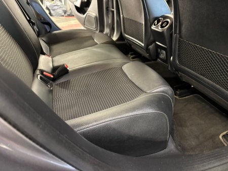 2021 Mercedes-Benz CLA Class - thumbnail 11