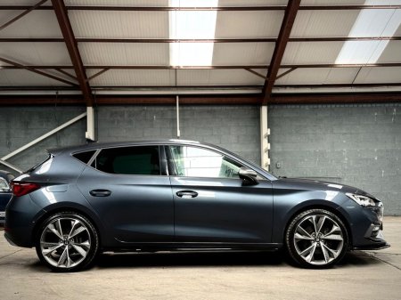 2020 SEAT Leon FR DSG // UPGRADED LIP KIT // PLUG IN HYBRID // 12 MONTH WARRANTY // €19,950 thumbnail