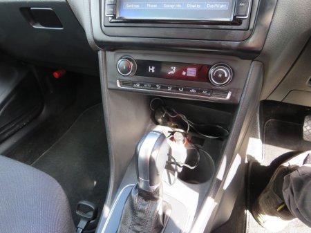 2014 Volkswagen Polo - thumbnail 15