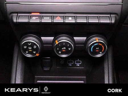 2021 Renault Clio - thumbnail 23