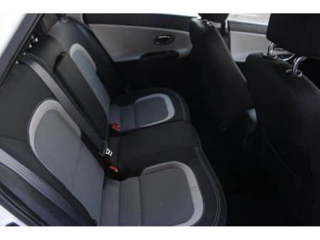 2016 Kia Ceed - thumbnail 15