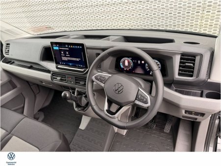 2026 Volkswagen Crafter HIGHLINE 30 MWB 140HP M6F €38,995 thumbnail