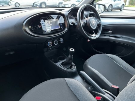 2023 Toyota Aygo X AYGO X 1.0 PULSE thumbnail