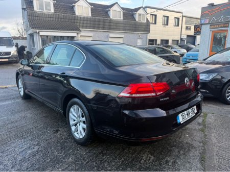 2015 Volkswagen Passat COMFORTLINE 1.6 TDI MANUAL 6SPEED FWD 120HP 4DR €9,990 thumbnail