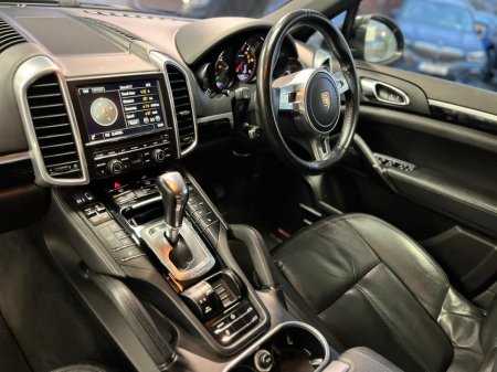 2014 Porsche Cayenne 3.0 D V6 PLATINUM EDITION €27,900 thumbnail