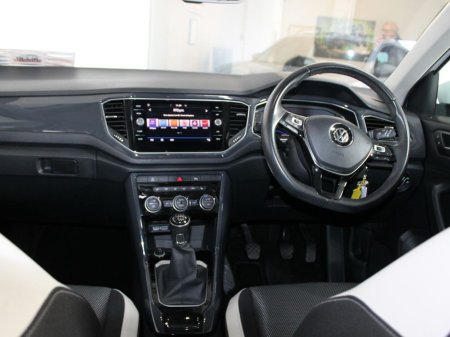 2019 Volkswagen T-Roc - thumbnail 10