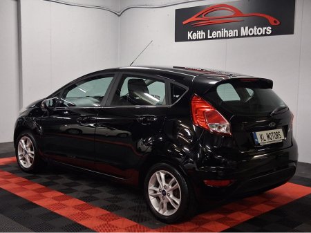 2017 Ford Fiesta ZETEC €10,444 thumbnail