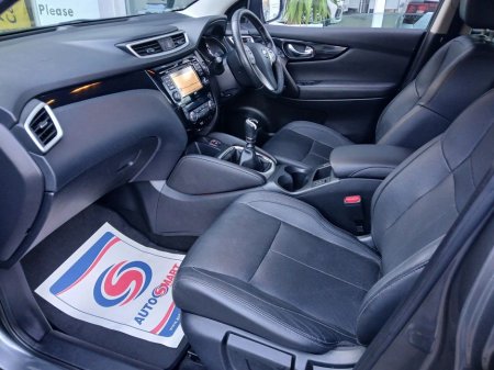 2015 Nissan Qashqai 1.6 DCi TECKNA, Grey met, Very Clean €8,950 thumbnail