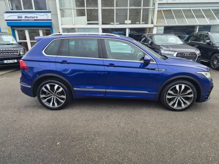 2021 Volkswagen Tiguan - thumbnail 2