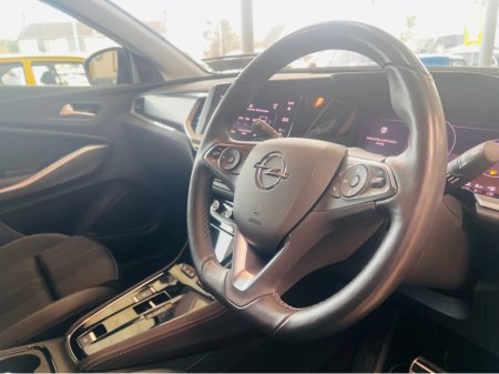 2024 Opel Grandland Huge Spec HYBRID As New Elegance Plus Heated Seats Heated Steering Wheel Fully Colour Coaded www.bolands.ie Est.1955 €32,950 thumbnail