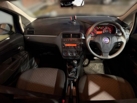 2009 Fiat Punto 1.4 8v Active €3,950 thumbnail