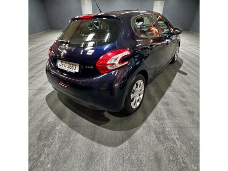 2013 Peugeot 208 1.4 HDI 70 bhp Access €5,888 thumbnail
