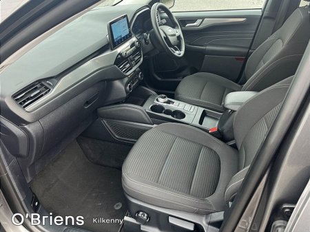 2023 Ford Kuga - view 4