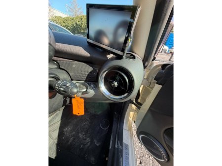 2010 MINI Clubman - thumbnail 10