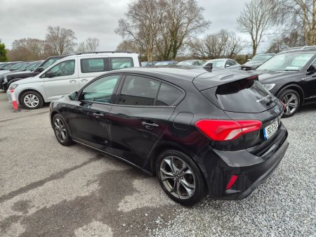 2019 Ford Focus - thumbnail 6