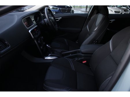 2017 Volvo V40 2.0D4 MOMEMTUM EDITION 180HP 5DR HATCHBACK AUTOMATIC // HUGE SPEC // 1 OWNER CAR WITH 112,355 KM'S // WELL WORTH VIEWING // BUY WITH CONFIDENCE AA AND SIMI APPROVED DEALER 2026 // FINANCE ARRANGED // €15,950 thumbnail