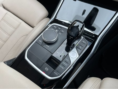 2019 BMW 3 Series - thumbnail 16