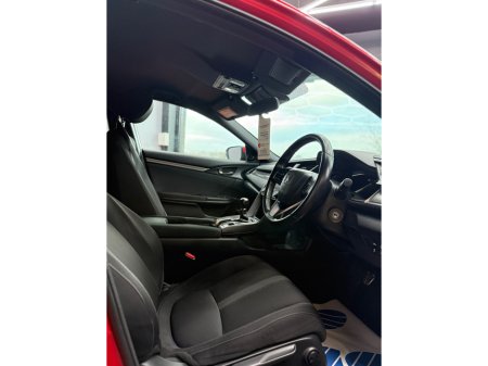 2017 Honda Civic 5DR 1.0 SMART PLUS €17,950 thumbnail