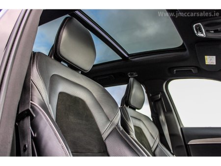 2017 Volvo XC90 D5 (235hp) AWD R-Design Geartronic €33,995 thumbnail