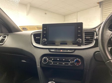 2021 Kia Ceed - thumbnail 9