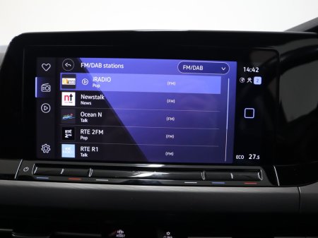 2024 Volkswagen Golf *41* STYLE TSI E-HYBRID S DSG €29,900 thumbnail