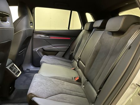 2025 Skoda Elroq IV 85 Sportline - Reversing Camera - Sat Nav - Climate Control - Heated Seats - Keyless Start - Apple CarPlay/Android Auto €42,950 thumbnail