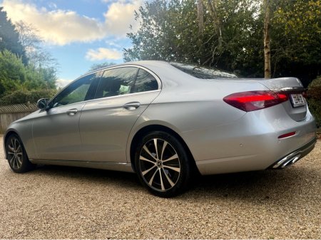 2023 Mercedes-Benz E Class - thumbnail 5