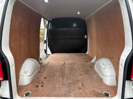 2021 Volkswagen Transporter  €18,998 thumbnail