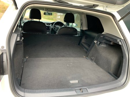 2019 Volkswagen Golf 1.6 TDI 115 BHP TRENDLINE VAN // PRICE EXCL. VAT // ONE OWNER // GREAT CONDITION // 07/26 CVRT // €10,528 thumbnail