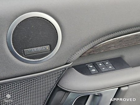 2020 Land Rover Discovery 7 Seat 2.0 Petrol 300PS HSE €44,950 thumbnail