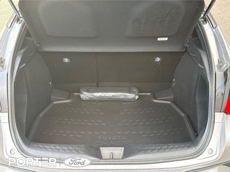 2022 Toyota C-HR 1.8 HYBRID SOL thumbnail