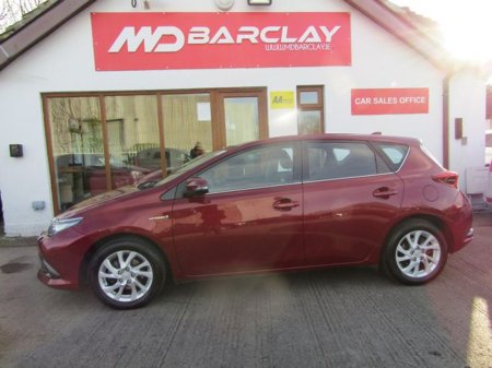 2018 Toyota Auris Hybrid Luna 4DR Auto €16,950 thumbnail