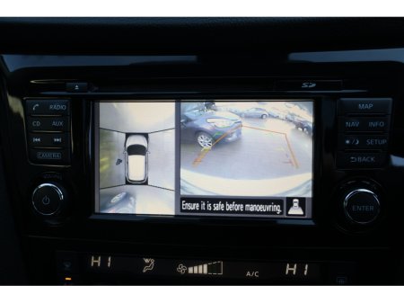 2017 Nissan Qashqai SV PREMIUM  Low Mileage Huge Spec €15,495 thumbnail