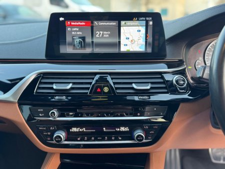 2017 BMW 5 Series - thumbnail 13