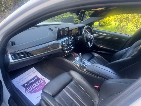 2017 BMW 5 Series - thumbnail 6