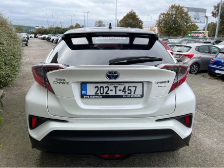2020 Toyota C-HR HYBRID LUNA SPORT AUTOMATIC 1.8 PETROL //ADAPTIVE CRUISE CONTROL//KEYLESS ENTRY//REVERSE CAMERA//HEATED SEATS// €22,950 thumbnail