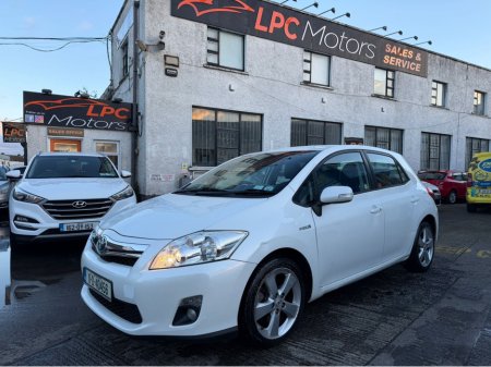 2011 Toyota Auris 1.8 HSD LUXURY 4DR AUTO €6,990 thumbnail