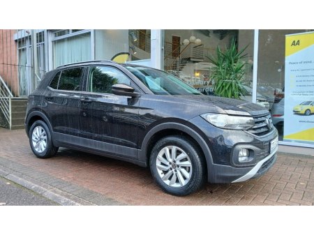 2023 Volkswagen T-Cross Life 1.0 TSI 95HP, Black Met. 57km. €23,900