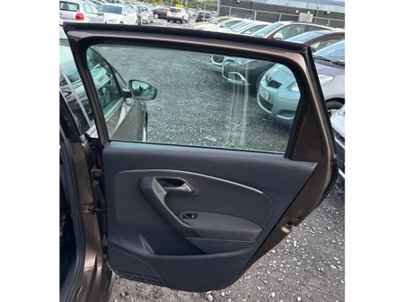 2014 Volkswagen Polo - thumbnail 9