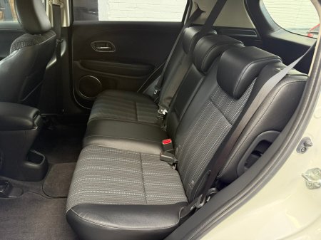 2016 Honda Vezel  €15,990 thumbnail