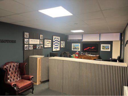 2015 Toyota Yaris - view 2