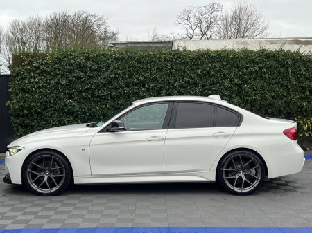 2018 BMW 3 Series 320d M-SPORT COMPETITION // FULL SERVICE HISTORY // LEATHER POWERED HEATED SEATS // DUAL ZONE CLIMATE CONTROL €25,950 thumbnail