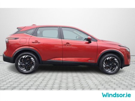 2025 Nissan Qashqai E-POWER SV €3000 Scrappage Offer €37,995 thumbnail