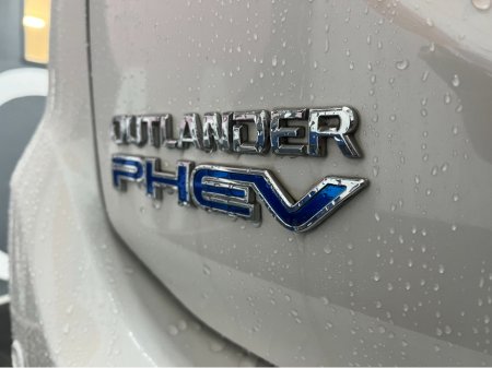 2020 Mitsubishi Outlander €23950 2020 MITSUBISHI OUTLANDER PHEV G 2.4 AUTOMATIC / CRUISE CONTROL / 360° PARKING CAMERA / ELECTRIC HEATED SEATS / HEATED STEERING WHEEL / PADDLE SHIFTERS €23,950 thumbnail