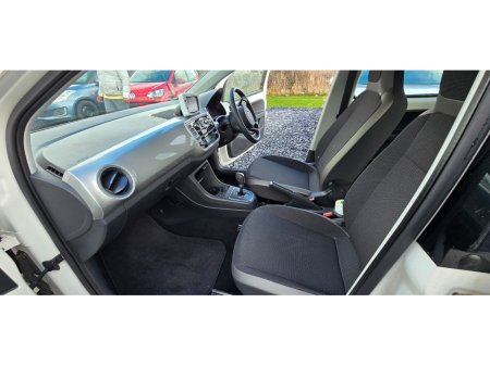 2014 Volkswagen up! - thumbnail 20