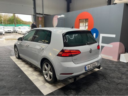 2018 Volkswagen Golf - thumbnail 4