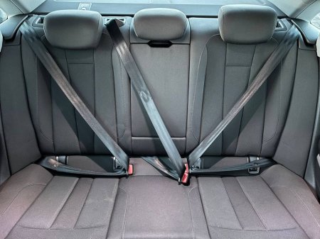 2016 Audi A4 S-LINE PACK 1.4 TFSI // FULL SERVICE HISTORY // NEW 19" S-LINE ALLOYS // APPLE CARPLAY/ANDROID AUTO €19,900 thumbnail