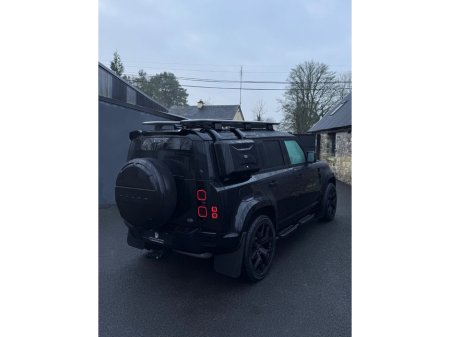 2021 Land Rover Defender  €63,995 thumbnail