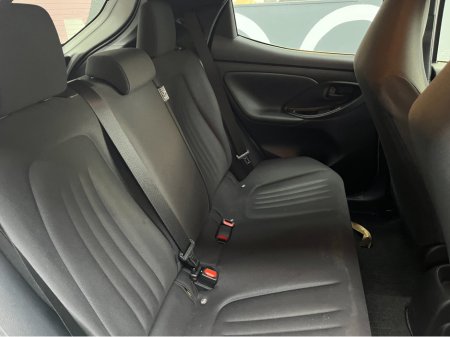 2020 Toyota Yaris - thumbnail 10